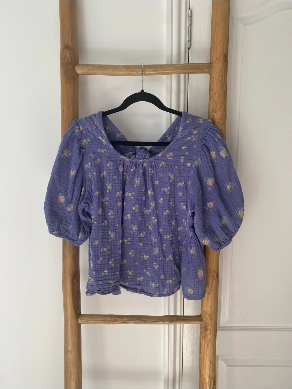 Free People Chloe Floral Printed Top Purple 100% Cotton Back Cut Out Sz Small
